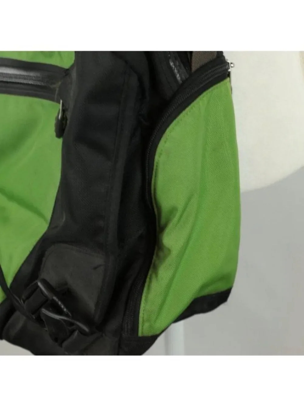 REI Unisex Adult Green & Black Soft Sided Crossbody Messenger Bag